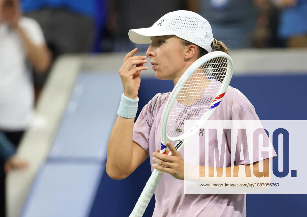 IGA SWIATEK of Poland during practise session before US Open. New York, USA. New York City USA - ZUMAc278 20260827_zsp_c278_021