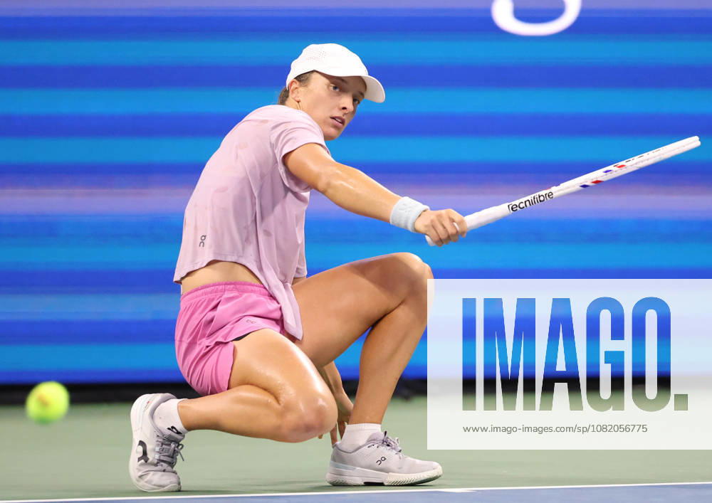 IGA SWIATEK of Poland during practise session before US Open. New York, USA. Tennis: US Open - Iga Swiatek - ZUMAc278 20260827_zsp_c278_016
