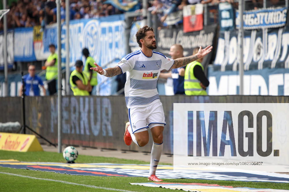 GER, Fussball, Herren, 3. Liga, Saison 2026 2027, MSV Duisburg - FC Würzburger Kickers Lex-Tyger Lobinger (Duisburg) Torjubel, jubelt nach seinem Treffer zum 2:0 Duisburg schauinsland-reisen-Arena Nordrhein-Westfalen Deutschland