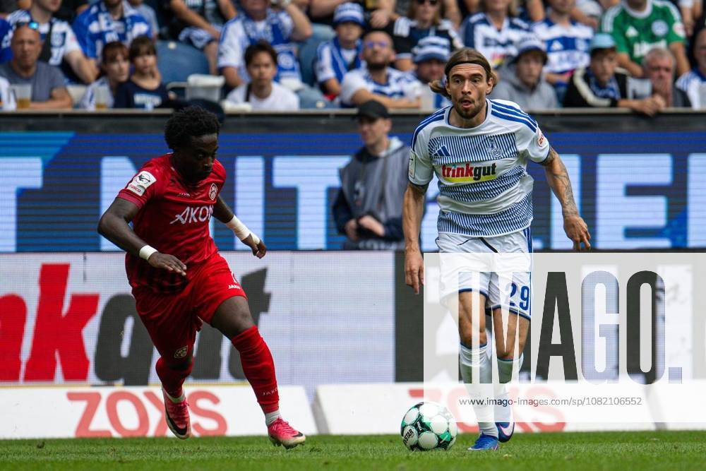 Fußball 3.Liga MSV Duisburg - Würzburger Kickers am 29.08.26 in der Schauinsland-Reisen Arena in Duisburg Joshua Bitter ( Duisburg ) Duisburg