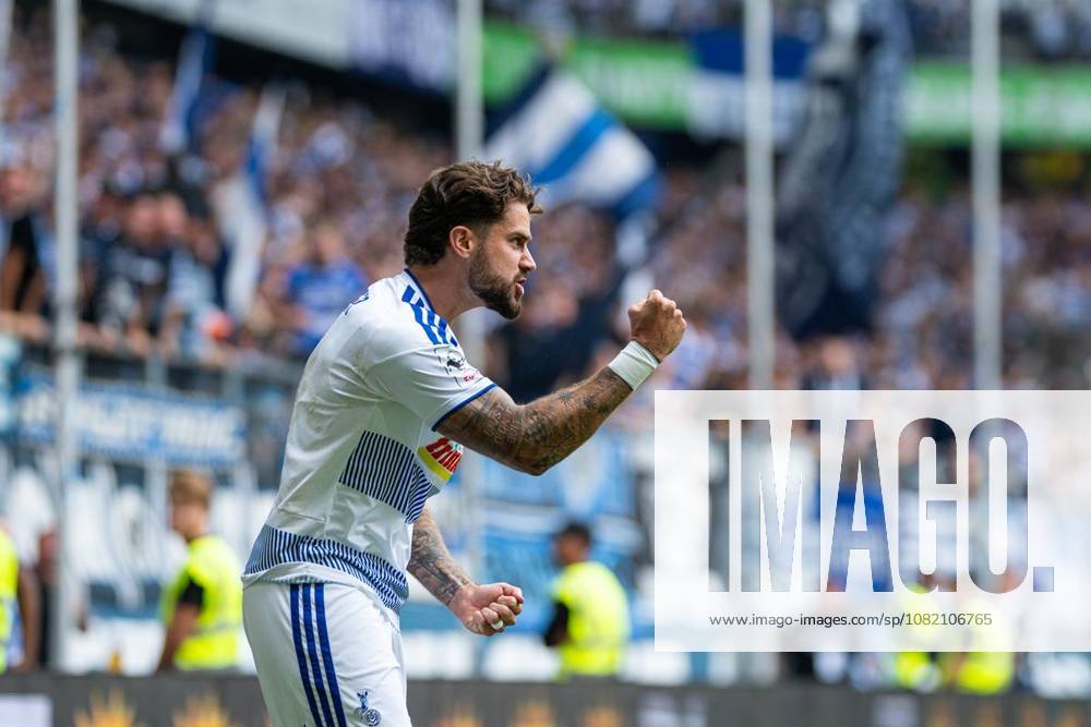 Fußball 3.Liga MSV Duisburg - Würzburger Kickers am 29.08.26 in der Schauinsland-Reisen Arena in Duisburg Torjubel zum 1:0 durch Lex Tyger Lobinger ( Duisburg ) Duisburg