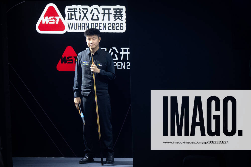 (260829) -- WUHAN, Aug. 29, 2026 -- Zhao Xintong shows up before the final match between Zhao Xintong of China and Chang Bingyu of China at Wuhan Open 2026 snooker tournament in Wuhan, central China s Hubei Province, Aug. 29, 2026. ) (SP)CHINA-SNOOKER-WUHAN OPEN (CN) XiaoxYijiu