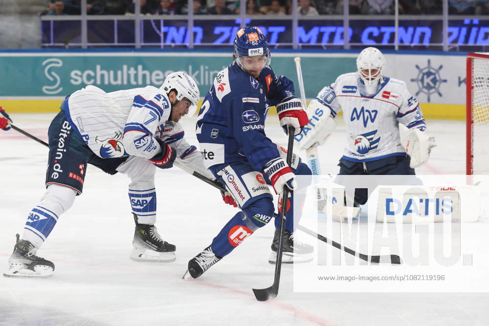 Zuerich, SCHWEIZ, Swiss Life Arena Eishockey Saison 2026 2027 Freundschaftsspiel ZSC Lions - Adler Mannheim John Gilmour (li,Adler) gegen Denis Malgin (ZSC Lions)