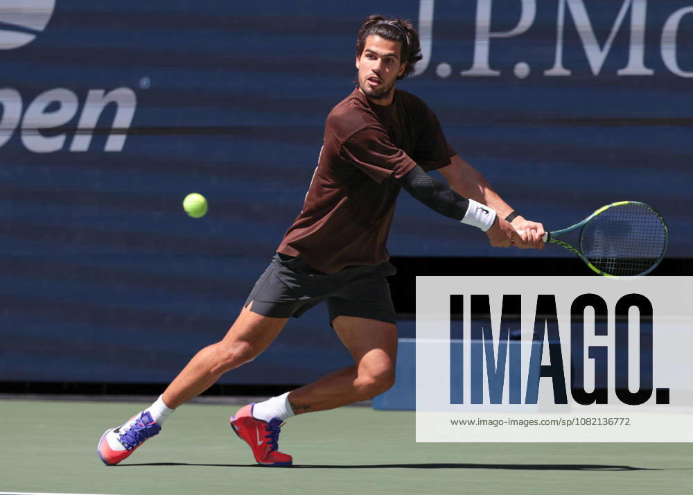 Carlos Alcaraz, Training, Practice, US Open Championships, Billie Jean King National Tennis Center, Flushing Meadows, New York, USA .