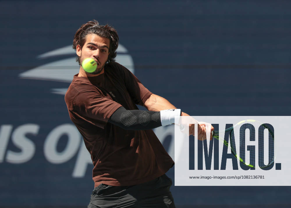 Carlos Alcaraz, Training, Practice, US Open Championships, Billie Jean King National Tennis Center, Flushing Meadows, New York, USA .