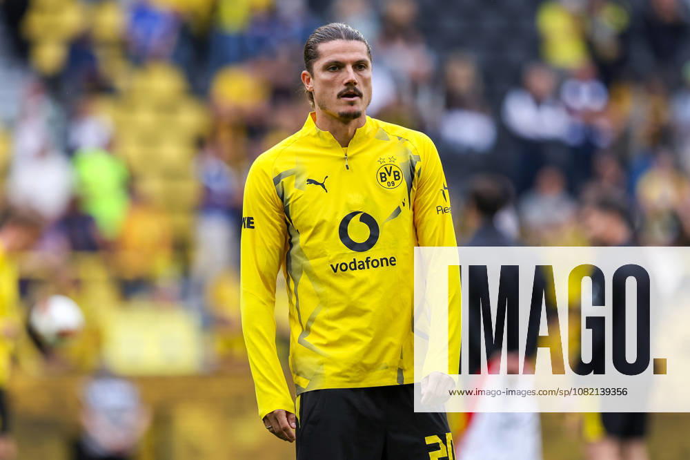 2026.08.29, Fußball, Bundesliga, Borussia Dortmund - Hamburger SV, Signal Iduna Park, 1.Spieltag, Saison 2026 2027: Marcel Sabitzer (Borussia Dortmund 20) beim aufwarmen DFB regulations prohibit any use of photographs as image sequences and or quasi-video. Photo: WilkowskixPressefotoKochx Nordrhein-Westfalen Deutschland