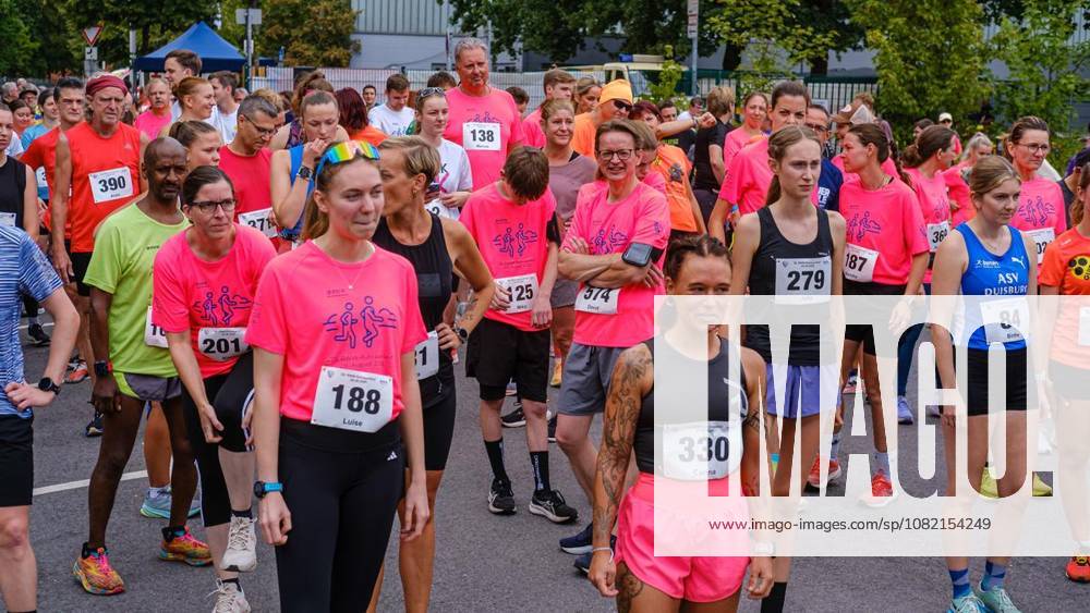 14:15 Uhr 5-km-Jogginglauf 28. RWW-Ruhrauenlauf in den Ruhrauen am Samstag, 29. August 2026 in Mülheim.¨ Deutschland NRW Mülheim