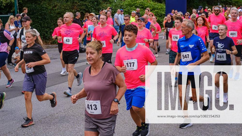 14:15 Uhr 5-km-Jogginglauf 28. RWW-Ruhrauenlauf in den Ruhrauen am Samstag, 29. August 2026 in Mülheim.¨ Deutschland NRW Mülheim