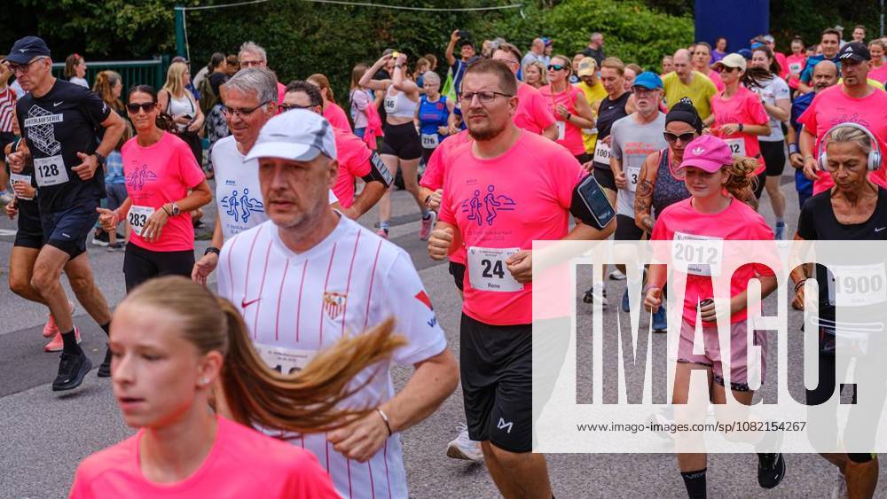 14:15 Uhr 5-km-Jogginglauf 28. RWW-Ruhrauenlauf in den Ruhrauen am Samstag, 29. August 2026 in Mülheim.¨ Deutschland NRW Mülheim