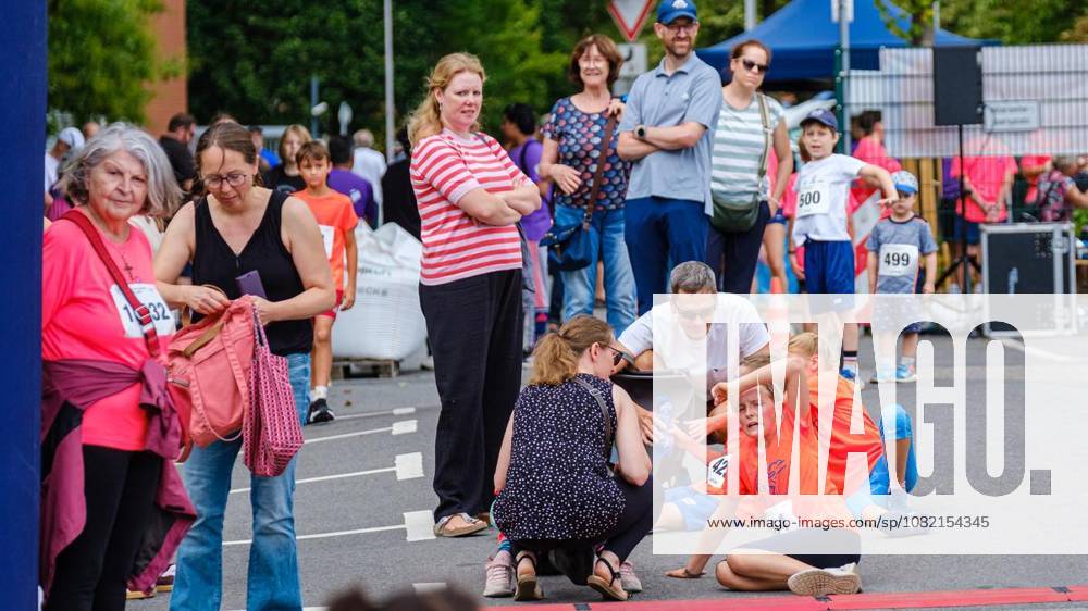 2.000-Meter-Lauf Schülerlauf A (12- und 13-jährige) 28. RWW-Ruhrauenlauf in den Ruhrauen am Samstag, 29. August 2026 in Mülheim.¨ Deutschland NRW Mülheim