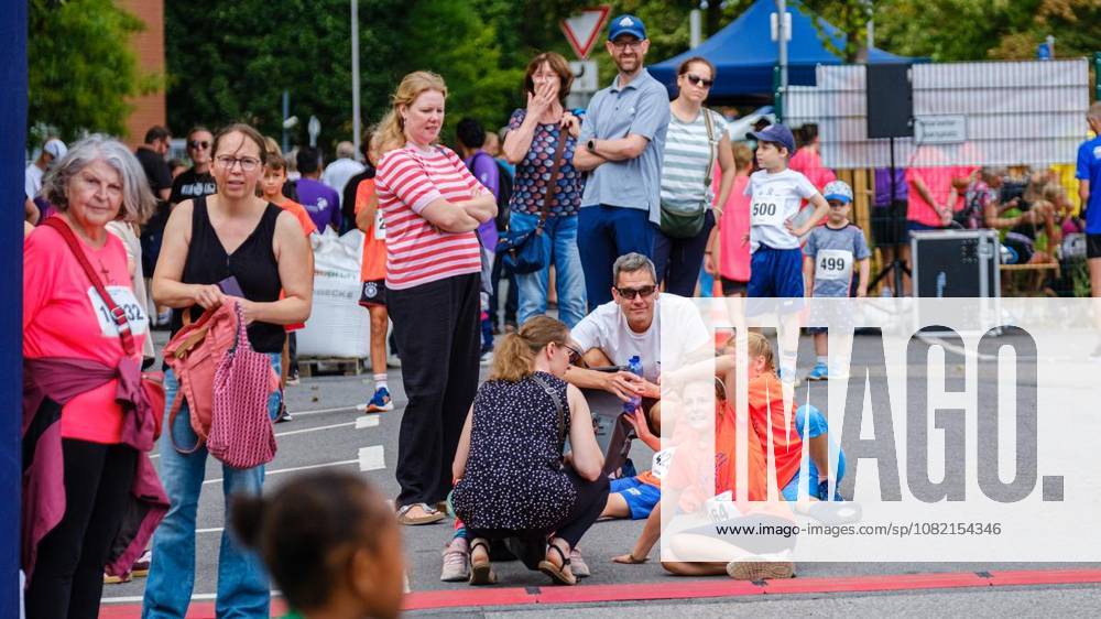 2.000-Meter-Lauf Schülerlauf A (12- und 13-jährige) 28. RWW-Ruhrauenlauf in den Ruhrauen am Samstag, 29. August 2026 in Mülheim.¨ Deutschland NRW Mülheim