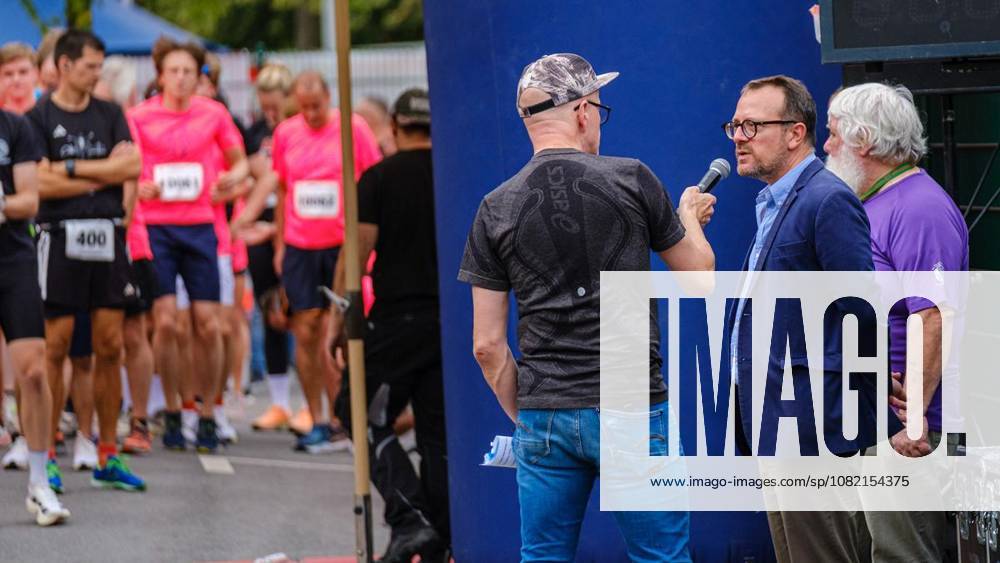14:15 Uhr 5-km-Jogginglauf 28. RWW-Ruhrauenlauf in den Ruhrauen am Samstag, 29. August 2026 in Mülheim.¨ Deutschland NRW Mülheim