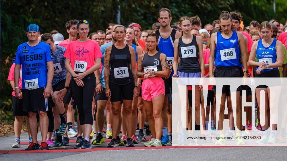 14:15 Uhr 5-km-Jogginglauf 28. RWW-Ruhrauenlauf in den Ruhrauen am Samstag, 29. August 2026 in Mülheim.¨ Deutschland NRW Mülheim