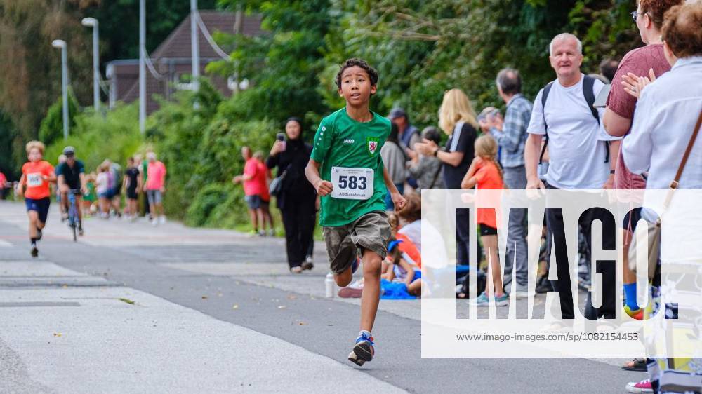 2.000-Meter-Lauf Schülerlauf A (12- und 13-jährige) 28. RWW-Ruhrauenlauf in den Ruhrauen am Samstag, 29. August 2026 in Mülheim.¨ Deutschland NRW Mülheim