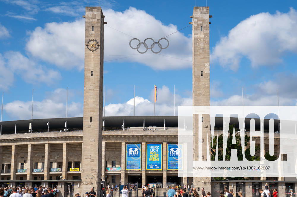 Deutschland: Leichtathletik, Leichtathletik Meeting, Sportfest ISTAF 2026 am 30.08.2026 in Berlin (Olympiastadion): Blick auf das Berliner Olympiastadion mit den markanten Türmen und den Olympischen Ringen vor dem ISTAF-Leichtathletikmeeting in Berlin.