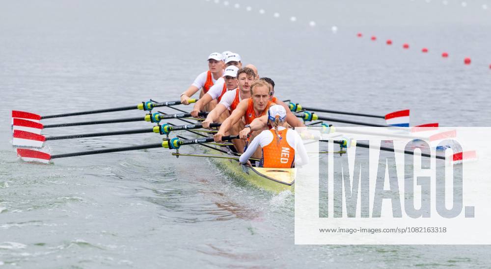 AMSTERDAM - Finn Florijn, Jan van der Bij, Jorn Salverda, Mick Makker, Sander de Graaf, Pieter van Veen, Ralf Rienks, Wibout Rustenburg, coxswain Jonna de Vries during the heats for the men s eight on the seventh and final day of the World Rowing Championships at the Bosbaan in the Amsterdamse Bos. IRIS VAN DEN BROEK ANP ANPxSportx IVx 566582363 originalFilename: 566582363