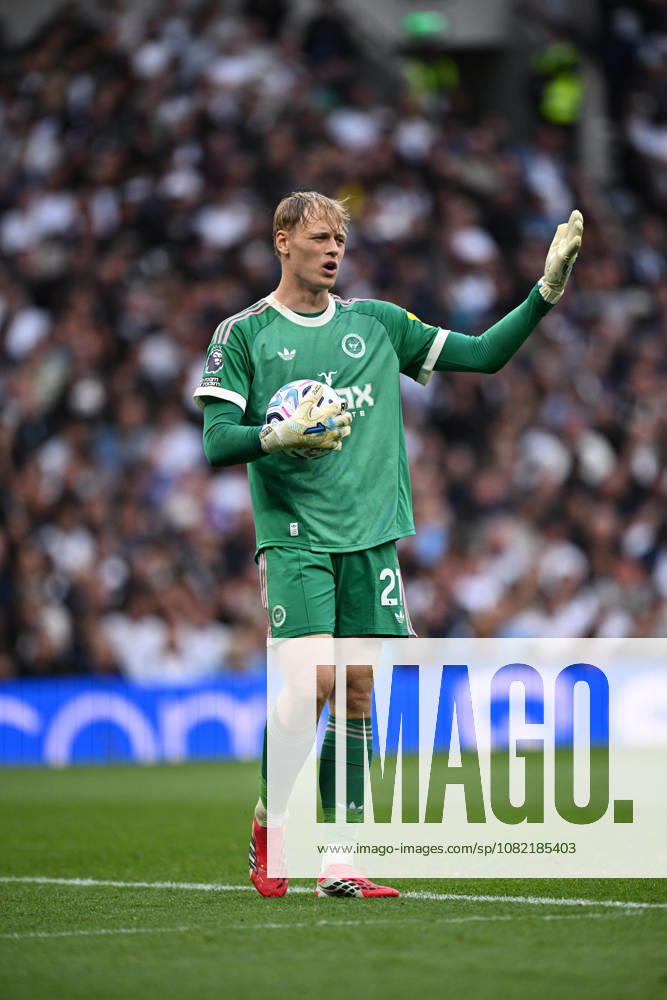 Goalkeeper Lukas Hornicek of Newcastle United The player wears the green adidas Originals goalkeeper shirt featuring classic pink detailing, paired with specialized Rinat goalkeeper gloves. . No use with unauthorized audio, video, data, fixture lists, club league logos or live services. Online in-match use limited to 120 images, no video emulation. No use in betting, games or single club league player publications Tottenham Hotspur v Newcastle United - Premier League 2026 27 - at Tottenham Hotspur Stadium on August 29, 2026 in London, England.