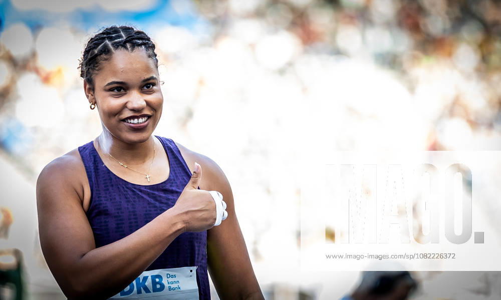 ISTAF 2026; Berlin, 30.08.2026 Daumen hoch: Yemisi MABRY (GER Germany) im Kugelstoßen der Frauen; ISTAF Berlin am 30.08.2026 im Olympiastadion in Berlin (Deutschland).