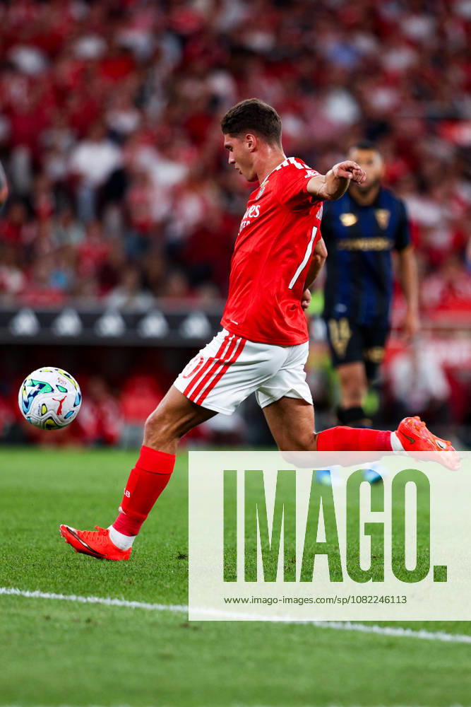 SL Benfica v Estoril Praia SAD - Liga Portugal BetClic 2026 2027 Georgiy Sudakov 10, medio do SL Benfica durante a partida entre SL Benfica v Estoril Praia SAD, para a Liga Portugal BetClic 2026 2027 no Estadio da Luz, Portugal (Foto de Diogo Faria Reis Avant Sports) Lisboa Estadio Jose Alvalde Lisboa Portugal