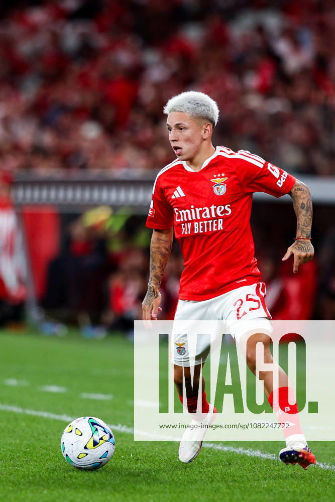 SL Benfica v Estoril Praia SAD - Liga Portugal BetClic 2026 2027 Gianluca Prestianni 25, extremo do SL Benfica durante a partida entre SL Benfica v Estoril Praia SAD, para a Liga Portugal BetClic 2026 2027 no Estadio da Luz, Portugal (Foto de Diogo Faria Reis Avant Sports) Lisboa Estadio Jose Alvalde Lisboa Portugal