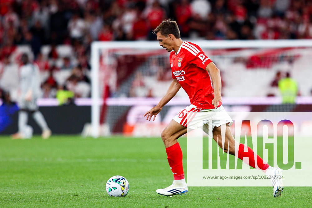 SL Benfica v Estoril Praia SAD - Liga Portugal BetClic 2026 2027 Joao Palhinha do SL Benfica, durante a partida entre SL Benfica v Estoril Praia SAD, para a Liga Portugal BetClic 2026 2027 no Estadio da Luz, Portugal (Foto de Diogo Faria Reis Avant Sports) Lisboa Estadio Jose Alvalde Lisboa Portugal