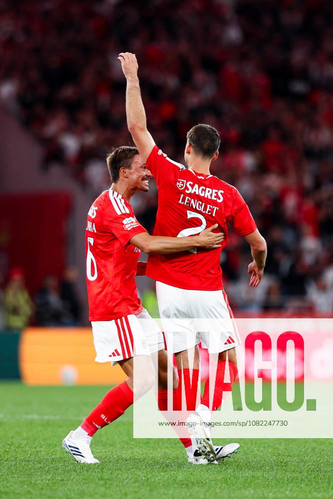 SL Benfica v Estoril Praia SAD - Liga Portugal BetClic 2026 2027 Clement Lenglet, do SL Benfica, marca e celebra com Joao Palhinha durante a partida entre SL Benfica v Estoril Praia SAD, para a Liga Portugal BetClic 2026 2027 no Estadio da Luz, Portugal (Foto de Diogo Faria Reis Avant Sports) Lisboa Estadio Jose Alvalde Lisboa Portugal