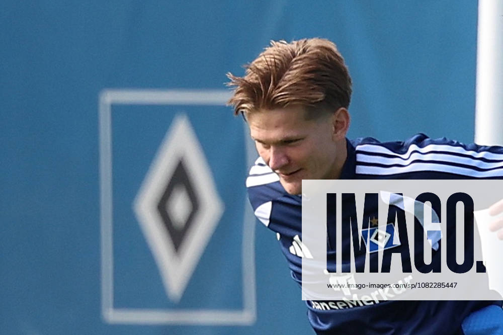 Fussball 1.Bundesliga, Hamburger SV - Training v.l. David Moller Wolfe (Hamburger SV) Hamburg