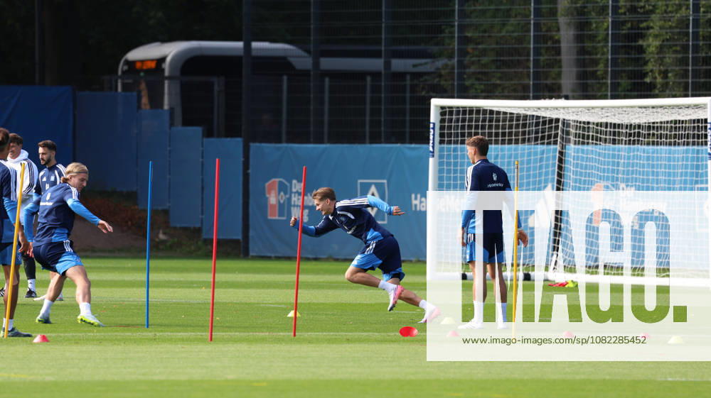 Fussball 1.Bundesliga, Hamburger SV - Training v.l. David Moller Wolfe (Hamburger SV) Hamburg