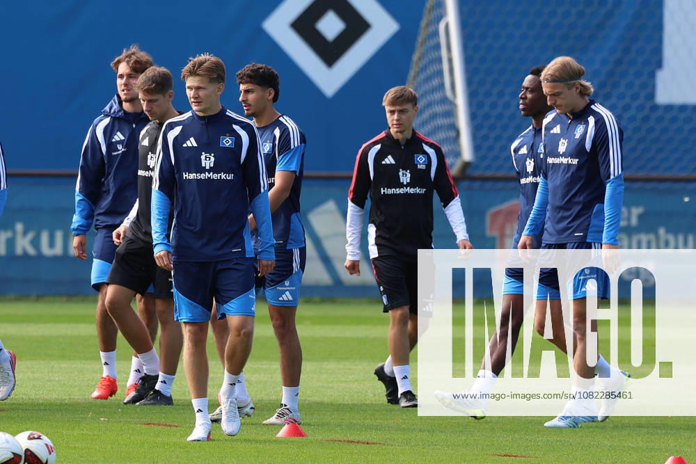 Fussball 1.Bundesliga, Hamburger SV - Training v.l. David Moller Wolfe (Hamburger SV) Hamburg