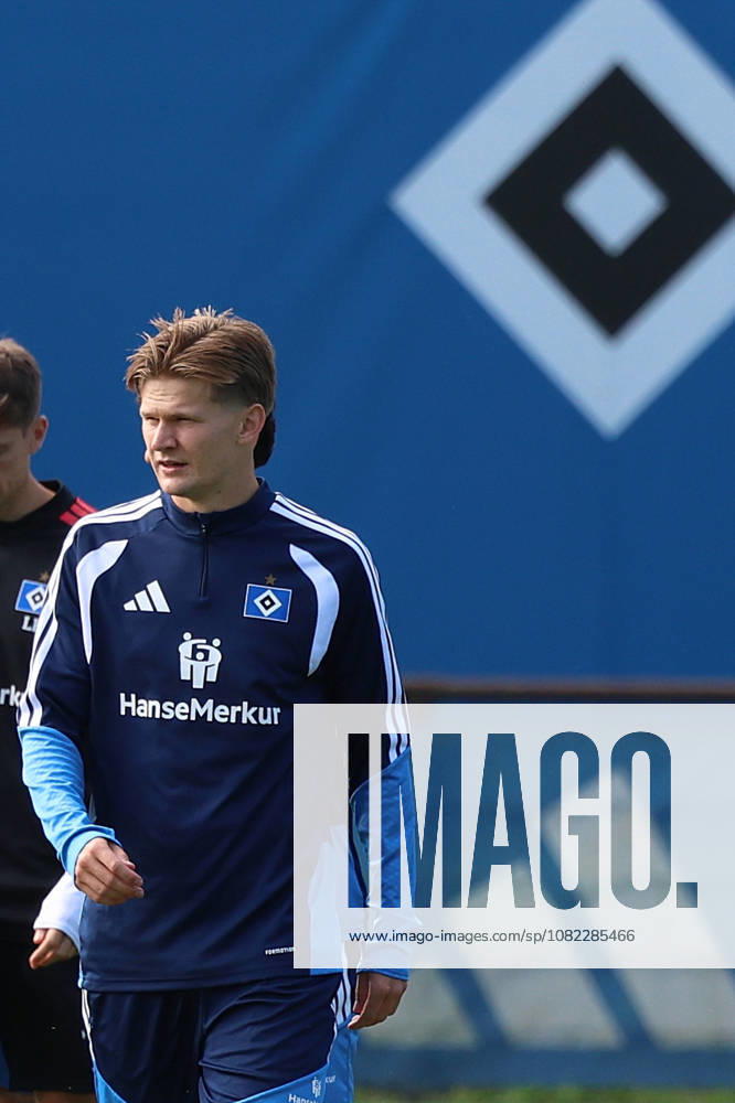 Fussball 1.Bundesliga, Hamburger SV - Training v.l. David Moller Wolfe (Hamburger SV) Hamburg