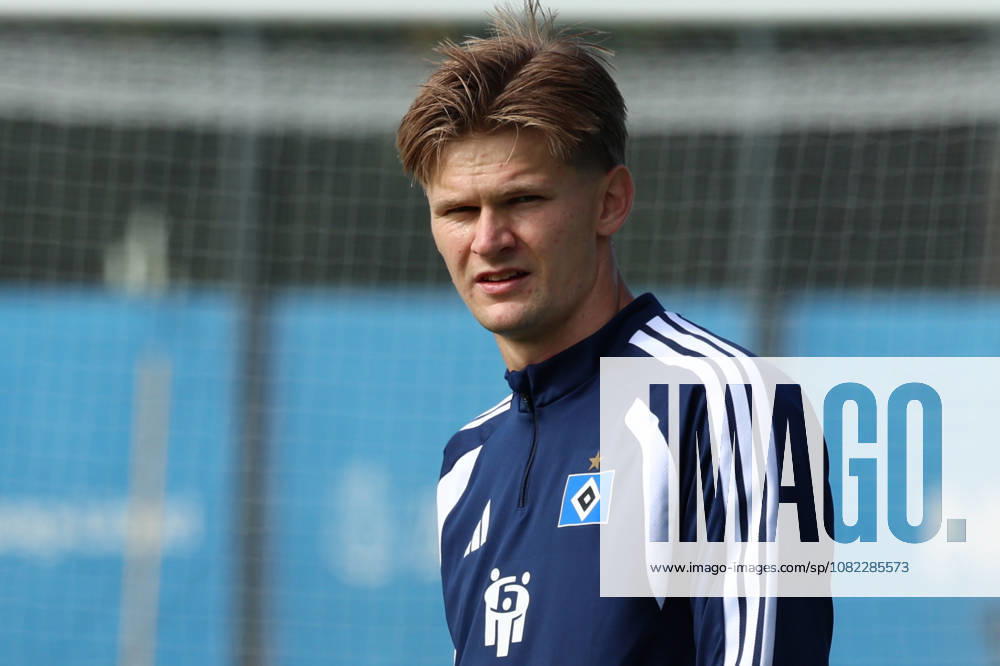 Fussball 1.Bundesliga, Hamburger SV - Training v.l. David Moller Wolfe (Hamburger SV) Hamburg