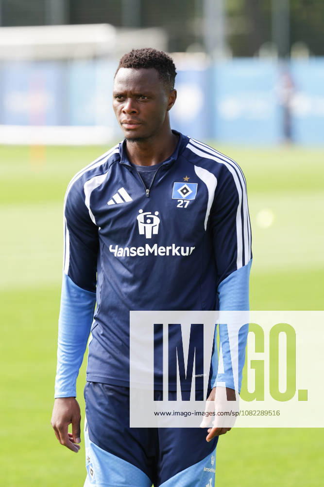 2026.09.02 Fussball 1. Bundesliga Hamburger Sportverein - Training am Volksparkstadion v.l. Patson Daka (Hamburger SV, 27) (DFL DFB regulations prohibit any use of photographs as image sequences and or quasi-video.