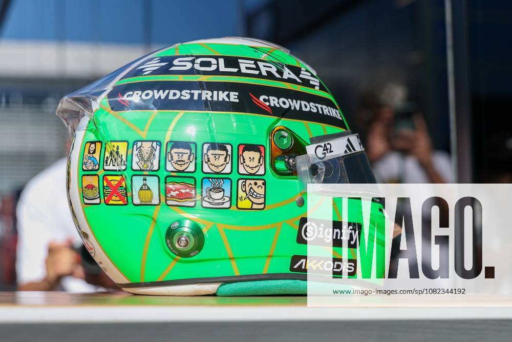 Helm von Kimi Antonelli (Mercedes-AMG Petronas 12), 1 Freies Training, Grosser Preis von Italien, Motorsport, Herren, Formel 1, 04.09.2026 Monza Lombardei Italien