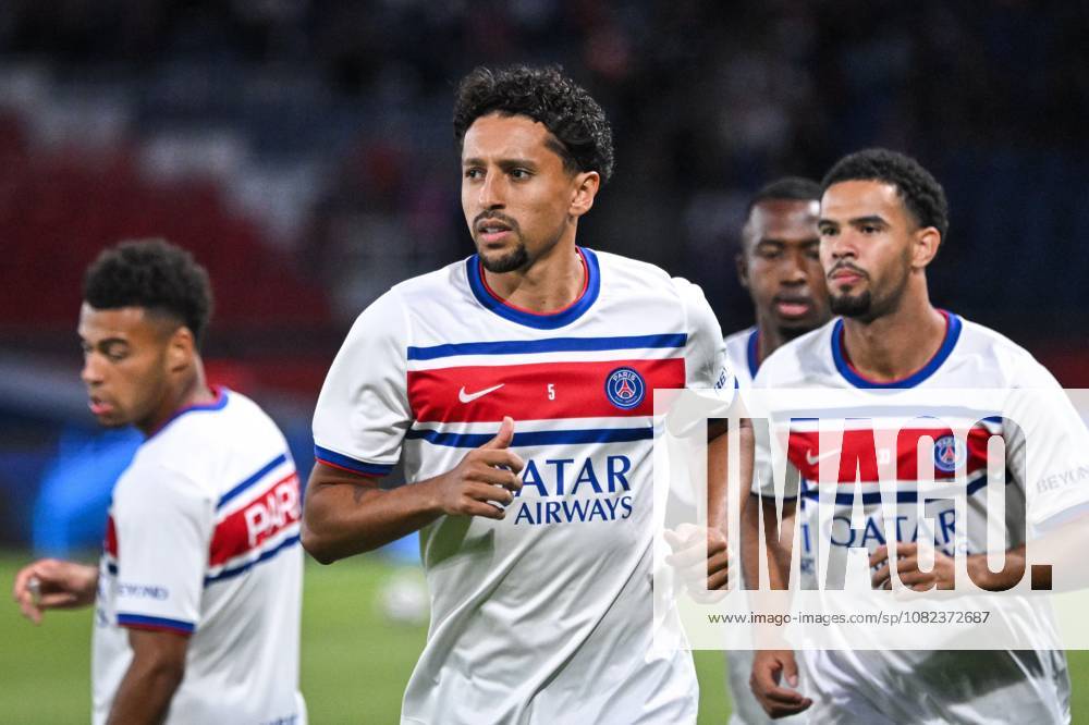 Ligue 1 PSG vs AS Monaco PARIS, FRANCE - SEPTEMBER 4, 2026: Paris Saint-Germains defender Marquinhos warms up before the French L1 football match between Paris Saint-Germain and AS Monaco at the Parc des Princes stadium in Paris on September 4, 2026. Paris ÃŽle-de-France FR