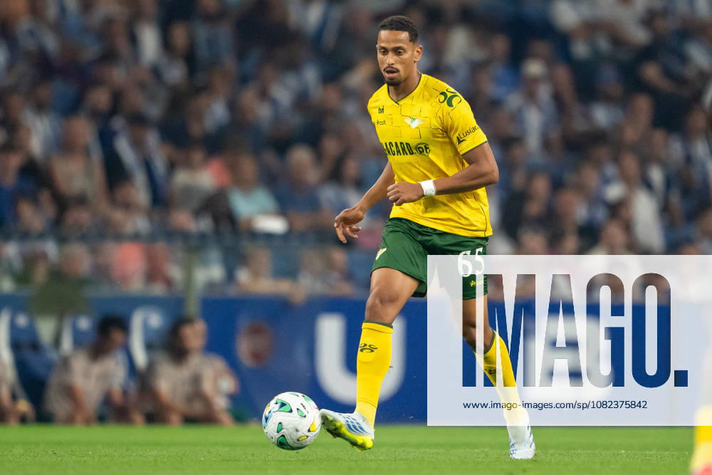 Guilherme Liberato of Moreirense FC passes the ball during the Liga Portugal Betclic 2026 27 match between FC Porto and Moreirense FC at Estadio do Dragao on September 6, 2026 in Porto, Portugal (Photo by Pedro Loureiro Sports Press Photo SPP)
