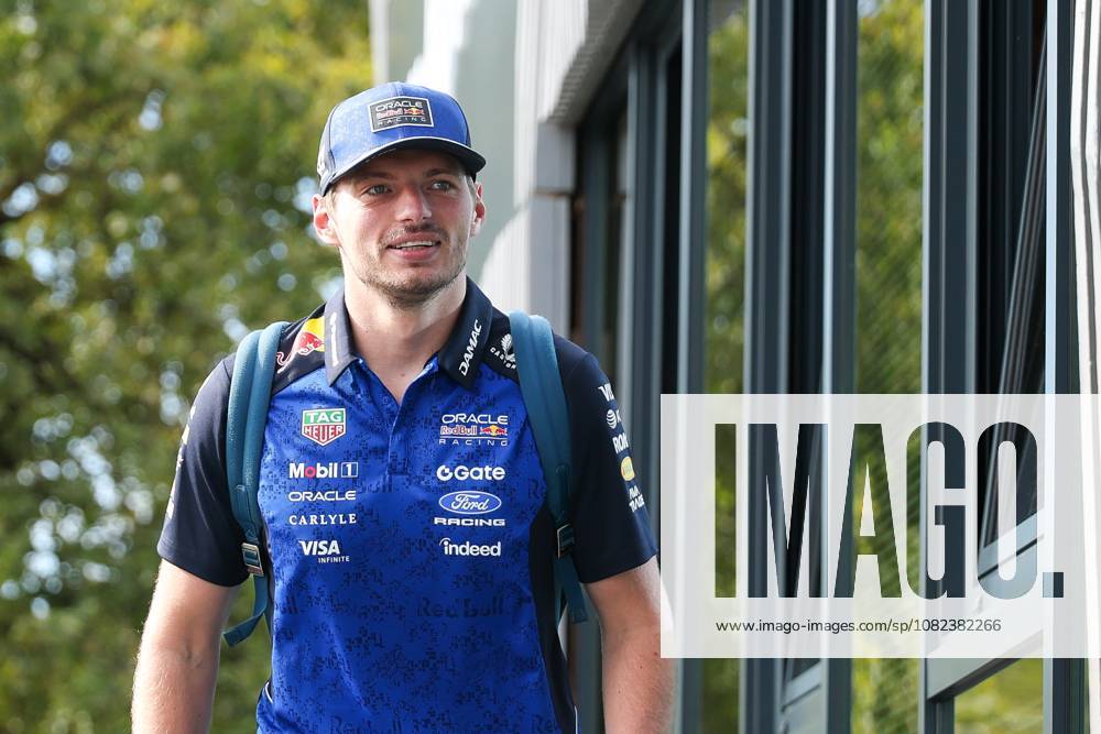 Max Verstappen (Oracle Red Bull Racing 3) kommt am Paddock an, 3 Freies Training, Grosser Preis von Italien, Motorsport, Herren, Formel 1, 05.09.2026 Monza Lombardei Italien