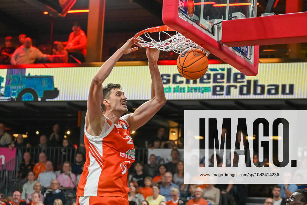 Tibor Pleiss (RASTA Vechta, 21) beim Dunking RASTA Vechta vs. Bakken Bears, Testspiel, Saison 2026 2027, 05.09.2026, RASTA Vechta vs. Bakken Bears, Testspiel, Saison 2026 2027, 05.09.2026 Vechta