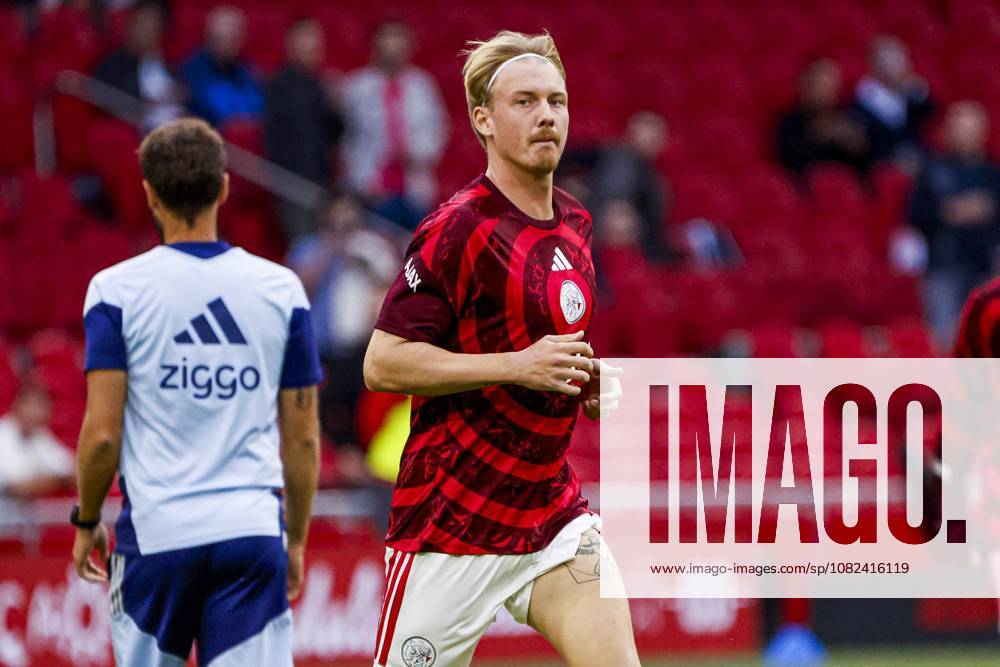 AMSTERDAM - Julian Brandt of AFC Ajax before the Eredivisie match between AFC Ajax and PSV Eindhoven at the Johan Cruijff ArenA on 05 September 2026 in Amsterdam, the Netherlands. WART BRINKERHOF ANP Eredivisie 2026 27 ANPxSportx xMarcelxterxBalsxIVx 567267710 originalFilename: 567267710