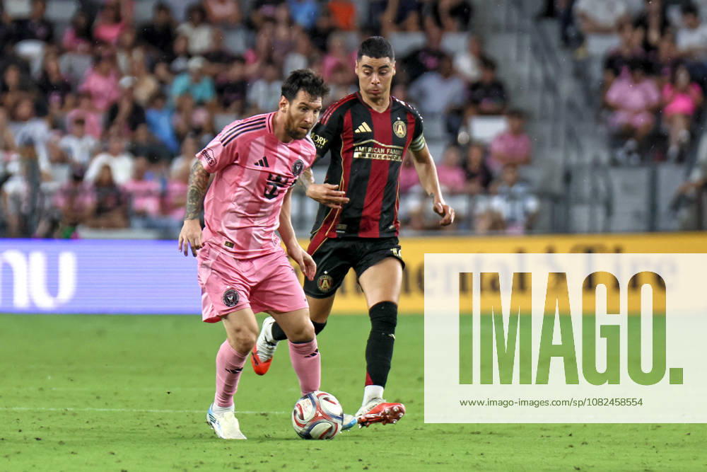 LIONEL MESSI (10) of Inter Miami CF controls a ball during a Major League soccer match between Inter Miami CF and Atlanta United FC Soccer 2026: Inter Miami CF 2:2 Atlanta United FC. - ZUMAa257 20260905_zsp_a257_018