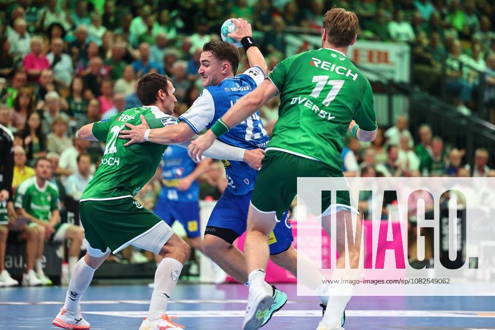 Felix Aellen (ThSV Eisenach) im Zweikampf mit Jona Schoch (HSG Wetzlar, links) GER, HSG Wetzlar vs ThSV Eisenach, Handball, Opel Handball-Bundesliga, 3. Spieltag, Spielzeit 2026 2027, 07.09.2026 GER, HSG Wetzlar vs ThSV Eisenach, Handball, Opel Handball-Bundesliga, 3. Spieltag, Spielzeit 2026 2027, 07.09.2026 Wetzlar
