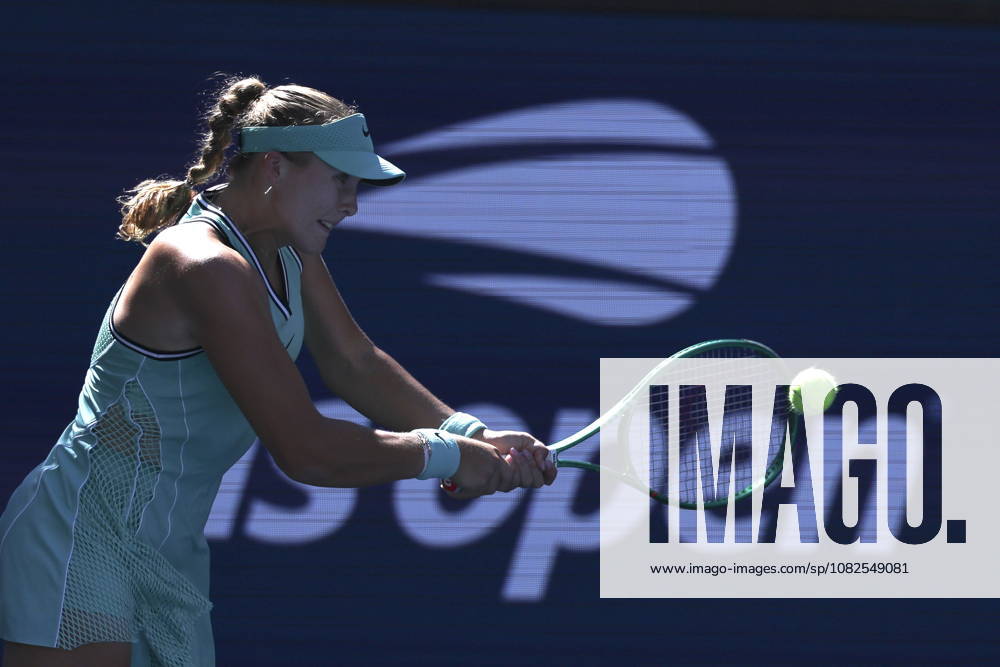 US Open tennis tournament - Day 9 Mirra Andreeva of Russia in action against Anastasia Potapova of Austria during the Women s Singles round 4 of the US Open Tennis Championships at the USTA Billie Jean King National Tennis Center in Flushing Meadows, New York, USA, 07 September 2026. The 2026 US Open tournament runs from 23 August through 13 September. FLUSHING MEADOWS NEW YORK United States