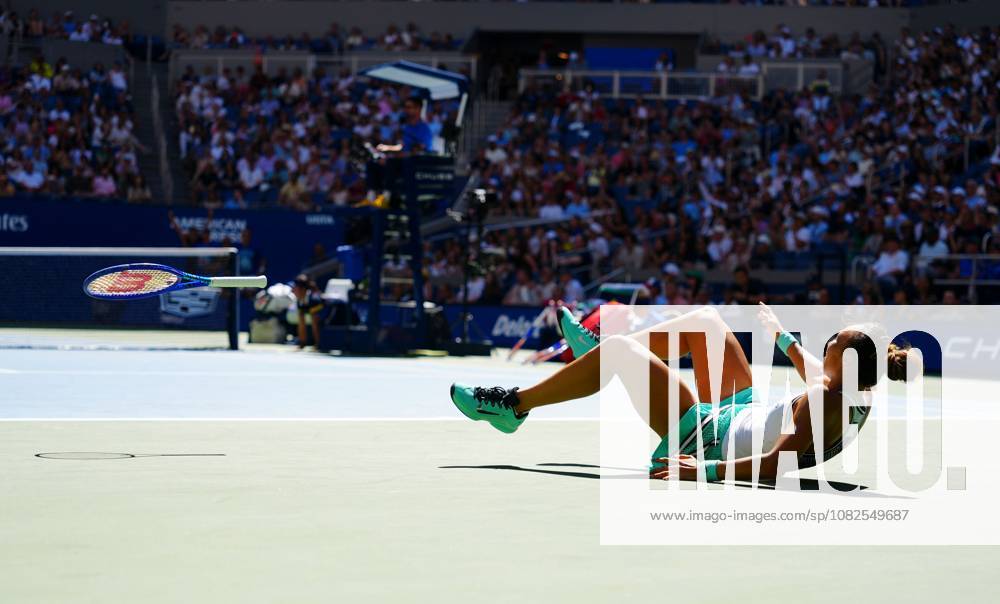 Qinwen Zheng celebrates her win over Iga Swiatek 2026 US Open, Day Nine, USTA Billie Jean King National Tennis Center, New York, USA - 07 Sep 2026New York USTA Billie Jean King National T New York (NY) United States of America