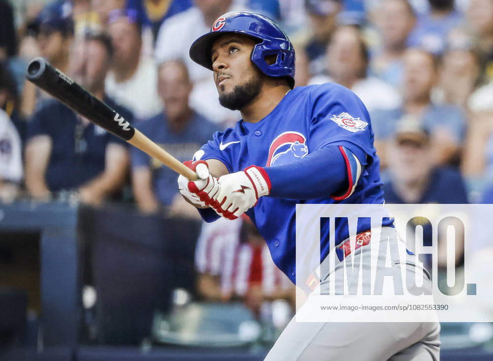 Chicago Cubs second baseman Pedro Ramirez hits a home run in the fifth inning of the MLB, Baseball Herren, USA game between the Chicago Cubs and the Milwaukee Brewers at American Family Field in Milwaukee, Wisconsin on Monday, September 7, 2026. MIL20260907814 TANNENxMAURY