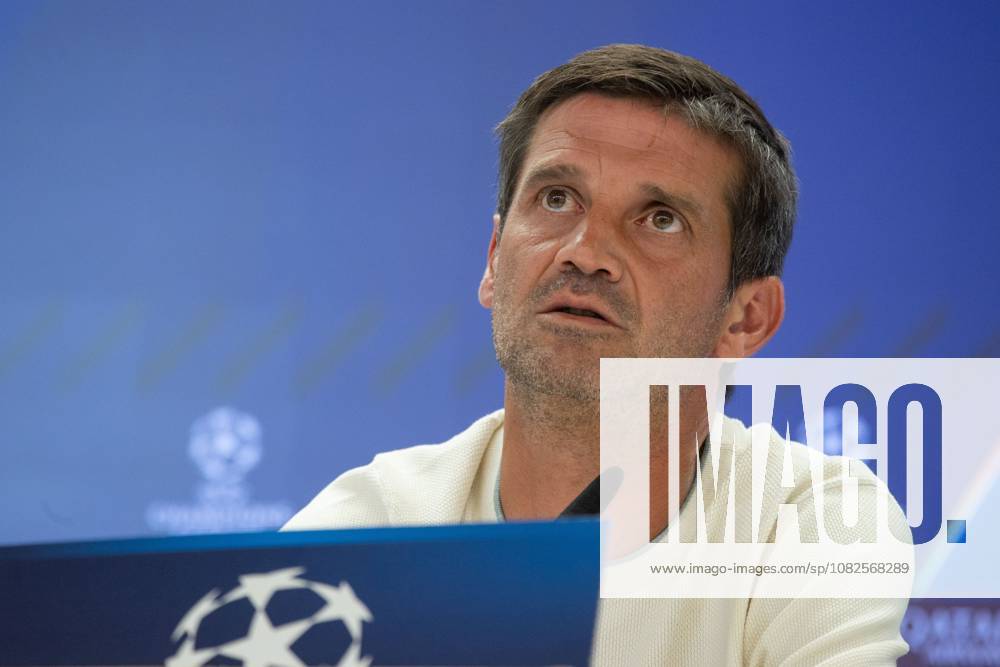 UEFA Champions League press conference, PK, Pressekonferenz Inter Milan in Madrid, Spain - 7 Sep 2026 Cristian Chivu, Inter Milan s technical director, speaks to reporters at the press conference ahead of the UEFA Champions League match between Real Madrid and Inter Milan at the Santiago Bernabéu Stadium Madrid Spain