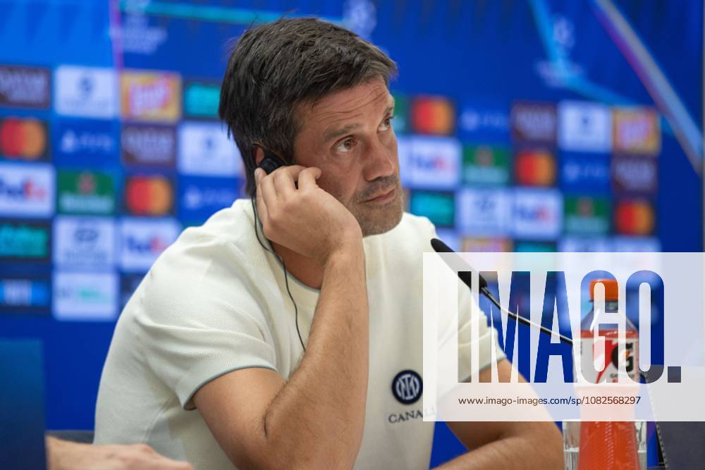 UEFA Champions League press conference, PK, Pressekonferenz Inter Milan in Madrid, Spain - 7 Sep 2026 Cristian Chivu, Inter Milan s technical director, speaks to reporters at the press conference ahead of the UEFA Champions League match between Real Madrid and Inter Milan at the Santiago Bernabéu Stadium Madrid Spain