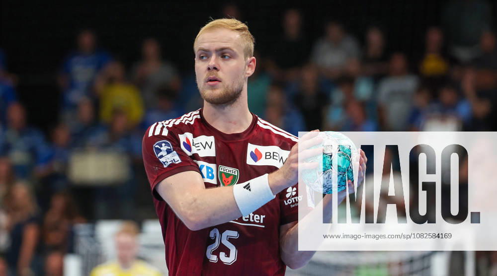 2026.09.06, Deutschland, Stuttgart, Handball TVB Stuttgart vs. Füchse Berlin, Matthes Langhoff (Berlin)