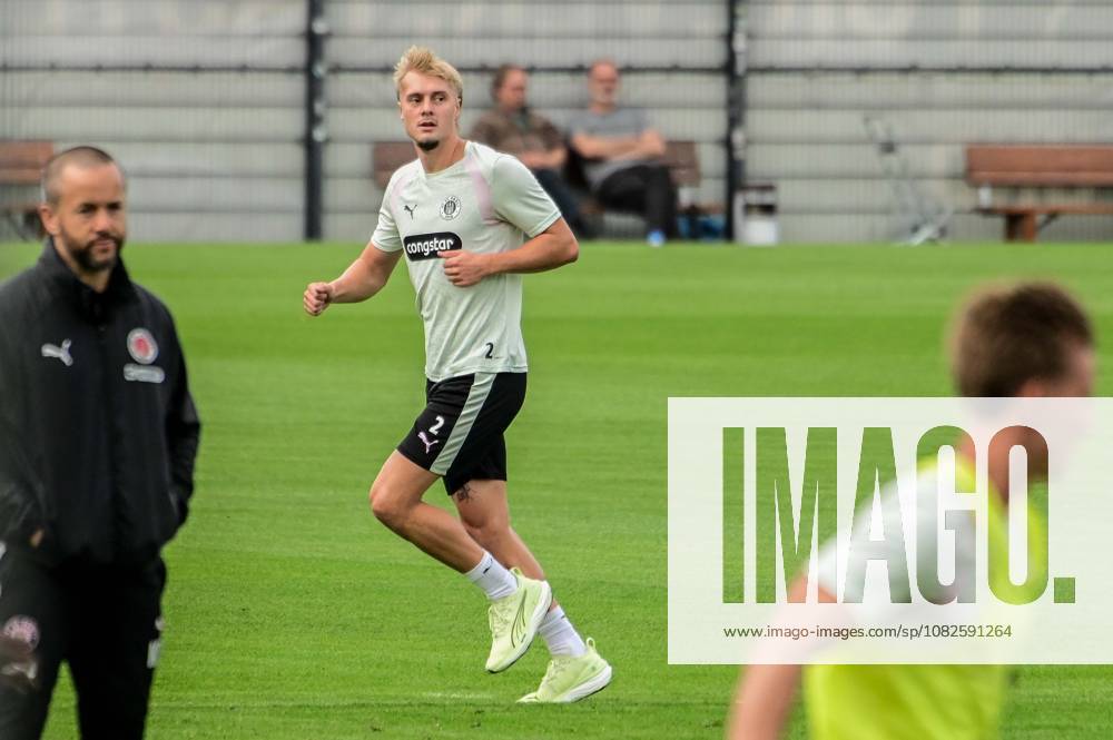 Rony Jansson ( Pauli ) Aufbautraining Deutschland , Hamburg , Trainingsgelände an der Kollaustrasse , Fussball , 2. Bundesliga , FC St Pauli