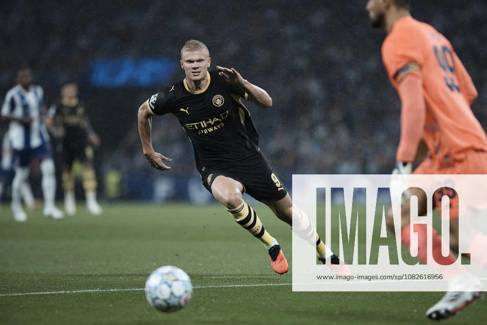 FC Porto v Manchester City - UEFA Champions League 26 27 MD1 PORTO, PORTUGAL - SEPTEMBER 8: Erling Haaland of Manchester City in action during the UEFA Champions League 26 27 match between FC Porto and Manchester City at Estadio do Dragao on September 8, 2026 in Porto, Portugal. (Photo by Diego Simon Photo Players Images Magara Press) Porto Estadio do Dragao Portugal