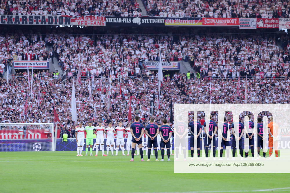 Stuttgart , Fußball UEFA Champions League VfB Stuttgart vs. Viking Stavanger , Schweigeminute vor dem Spiel
