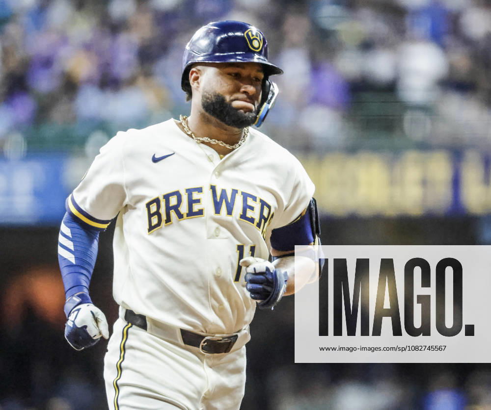Milwaukee Brewers left fielder Jackson Chourio runs the bases after hitting a home run in the second inning of the MLB, Baseball Herren, USA game between the Chicago Cubs and the Milwaukee Brewers at American Family Field in Milwaukee, Wisconsin on Wednesday, September 9, 2026. MIL20260909812 TANNENxMAURY